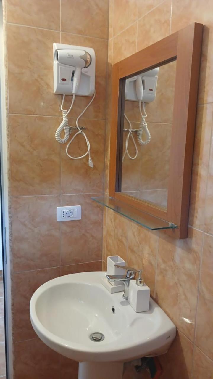 Guesthouse Mateo Dhërmi Kamer foto